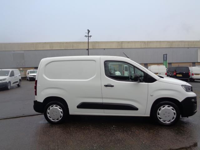 2021 Peugeot Partner 1000 1.5 Bluehdi 100 Professional Van (Window Cleaning Equipment) (NV21BYP) Image 2