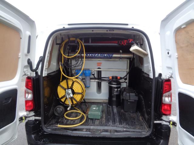 2021 Peugeot Partner 1000 1.5 Bluehdi 100 Professional Van (Window Cleaning Equipment) (NV21BYP) Image 15