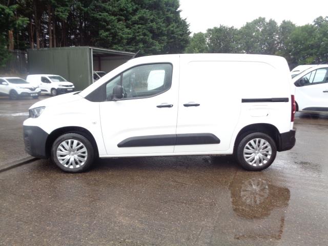 2021 Peugeot Partner 1000 1.5 Bluehdi 100 Professional Van (NV21BYW) Image 4