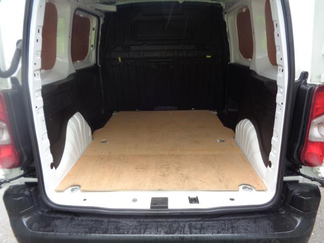 2021 Peugeot Partner 1000 1.5 Bluehdi 100 Professional Van (NV21BYW) Image 12