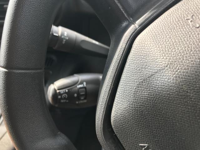 2021 Peugeot Partner 1000 1.5 Bluehdi 100 Professional Van (NV21BZC) Image 27