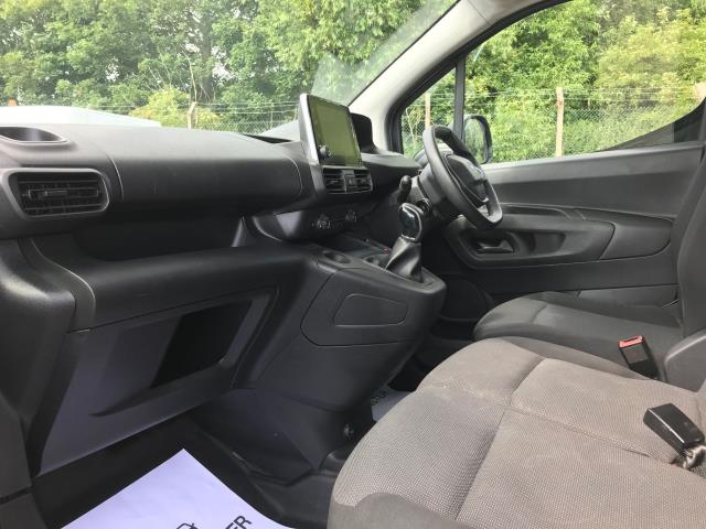 2021 Peugeot Partner 1000 1.5 Bluehdi 100 Professional Van (NV21BZC) Image 21