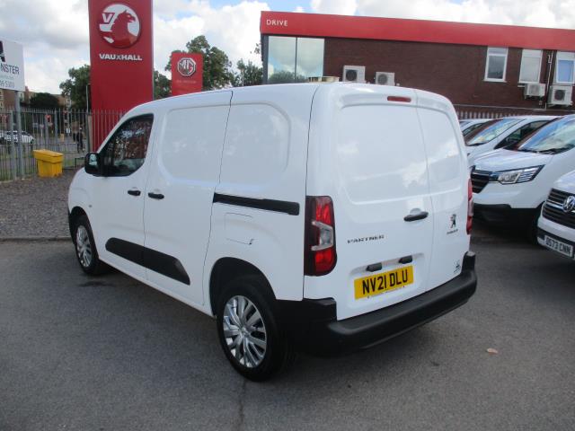 2021 Peugeot Partner STANDARD 1000 1.5 BLUE HDI 100PS PROFESSIONAL (NV21DLU) Image 7