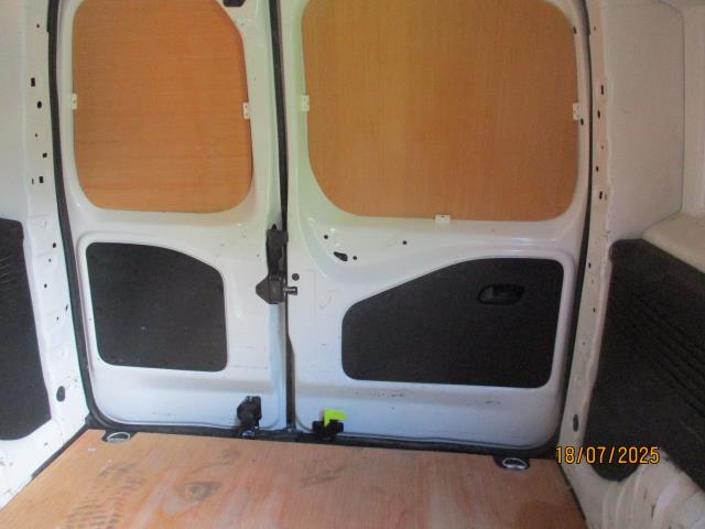 2021 Peugeot Partner STANDARD 1000 1.5 BLUE HDI 100PS PROFESSIONAL (NV21DLU) Image 28