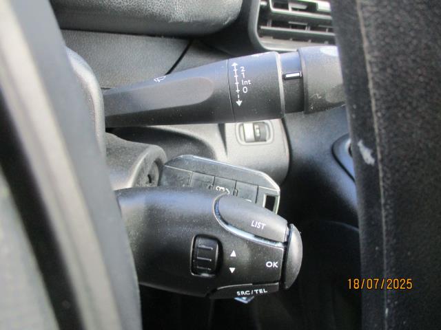 2021 Peugeot Partner STANDARD 1000 1.5 BLUE HDI 100PS PROFESSIONAL (NV21DLU) Image 18