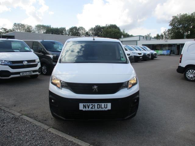2021 Peugeot Partner STANDARD 1000 1.5 BLUE HDI 100PS PROFESSIONAL (NV21DLU) Image 11