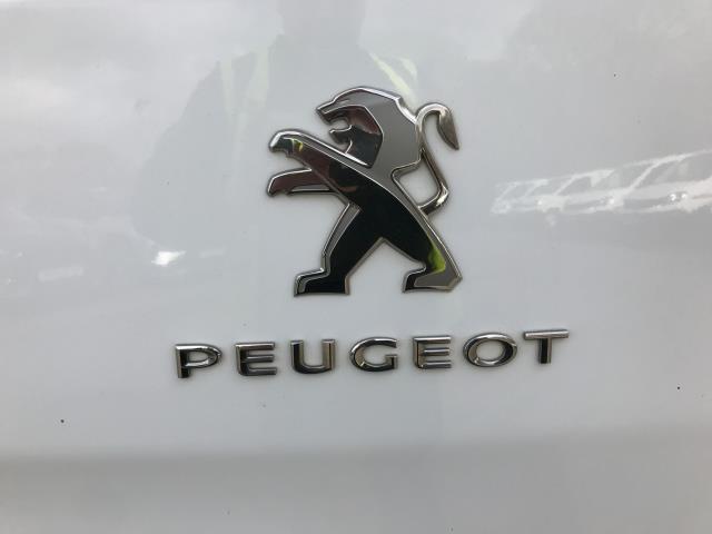 2021 Peugeot Expert 1400 2.0 Bluehdi 120 Professional Van (NV21EBZ) Image 20