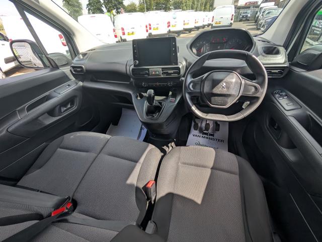 2021 Peugeot Partner 950 1.5 Bluehdi 100 Professional Van (NV21EKN) Image 15