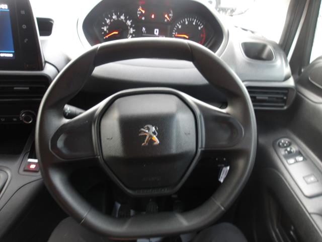2021 Peugeot Partner 950 1.5 Bluehdi 100 Professional Van      *70mph ltd* (NV21EKP) Image 26