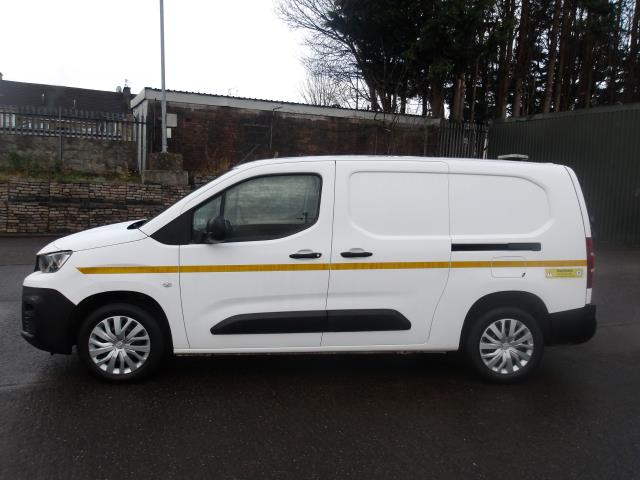 2021 Peugeot Partner 950 1.5 Bluehdi 100 Professional Van      *70mph ltd* (NV21EKP) Image 4