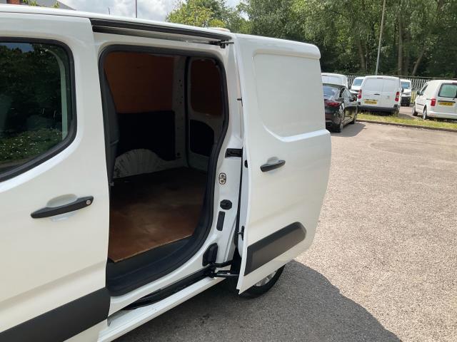 2021 Peugeot Partner 1000 1.5 Bluehdi 100 Professional Van (NV21FCP) Image 8