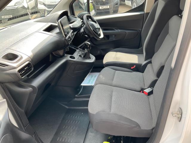 2021 Peugeot Partner 1000 1.5 Bluehdi 100 Professional Van (NV21FCP) Image 7