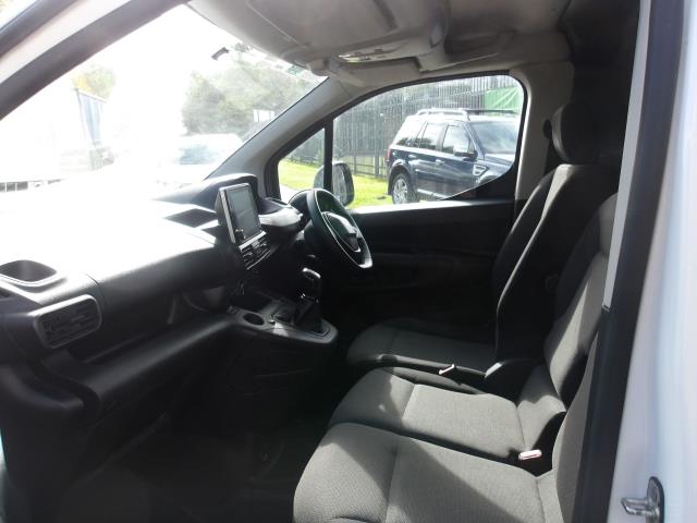 2021 Peugeot Partner 1000 1.5 Bluehdi 100 Professional Van (NV21FCU) Image 14