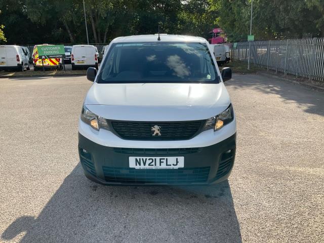 2021 Peugeot Partner 1000 1.5 Bluehdi 100 Professional Van (NV21FLJ) Image 3
