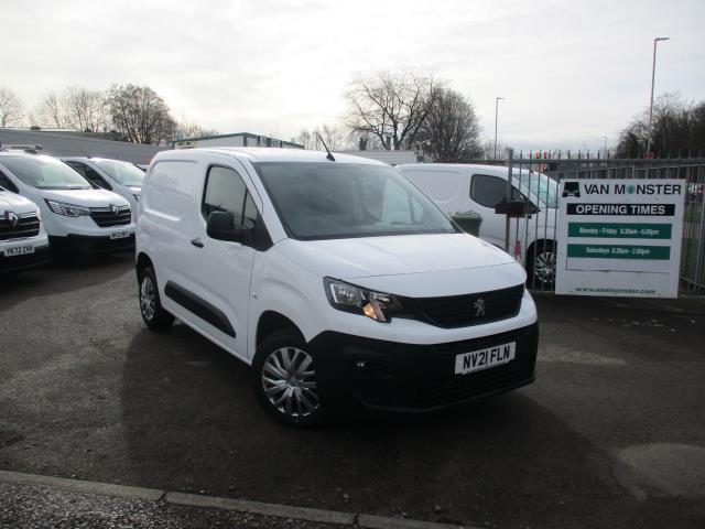 2021 Peugeot Partner 1000 1.5 Bluehdi 100 Professional Van (NV21FLN) Image 2