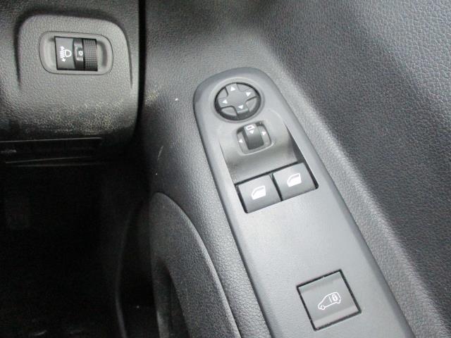2021 Peugeot Partner 1000 1.5 Bluehdi 100 Professional Van (NV21FLN) Image 17