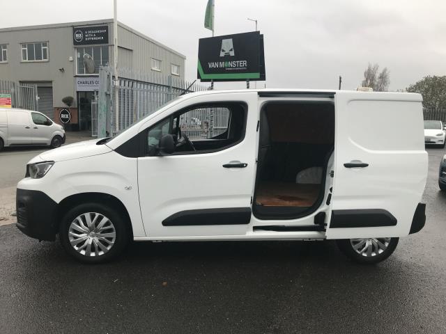 2021 Peugeot Partner L1 1000 1.5BLUE HDI 100PS PROFESSIONAL EURO 6 (NV21FMX) Image 10