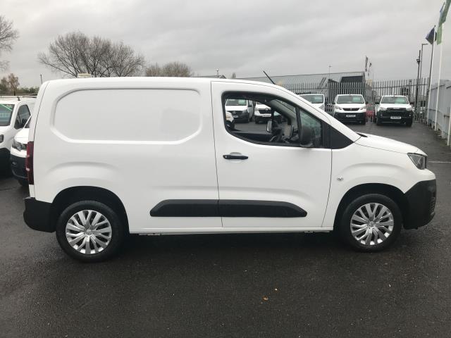 2021 Peugeot Partner L1 1000 1.5BLUE HDI 100PS PROFESSIONAL EURO 6 (NV21FMX) Image 6