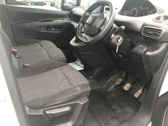 2021 Peugeot Partner L1 1000 1.5BLUE HDI 100PS PROFESSIONAL EURO 6 (NV21FMX) Image 29