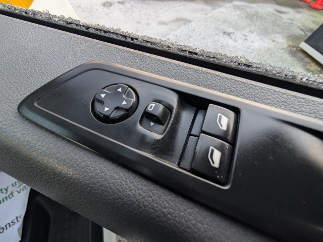 2021 Peugeot Expert 1000 1.5 Bluehdi 100 Professional Van (NV21FRN) Image 20