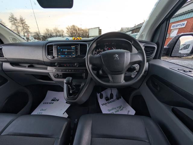 2021 Peugeot Expert 1000 1.5 Bluehdi 100 Professional Van (NV21FRN) Image 18
