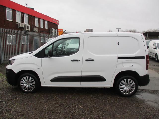 2021 Peugeot Partner 1000 1.5 Bluehdi 100 Professional Van (NV21FSD) Image 8