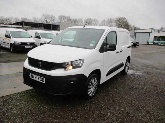 2021 Peugeot Partner 1000 1.5 Bluehdi 100 Professional Van (NV21FSD) Image 9