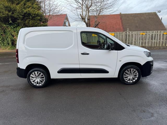 2021 Peugeot Partner 1000 1.5 Bluehdi 100 Professional Van EURO 6 (70MPH SPEED LIMITER) (NV21FSG) Image 10