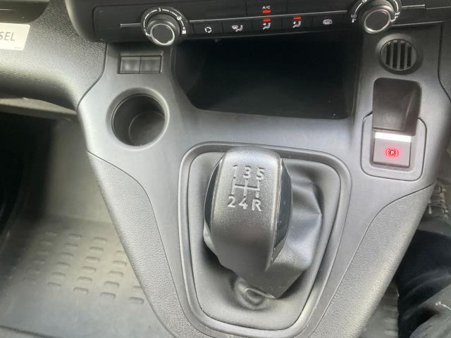 2021 Peugeot Partner 1000 1.5 Bluehdi 100 Professional Van (NV21FUA) Image 27