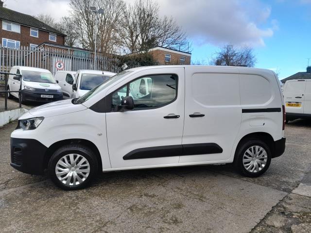 2021 Peugeot Partner 1000 1.5 Bluehdi 100 Professional Van (NV21FUF) Image 5