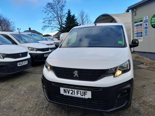 2021 Peugeot Partner 1000 1.5 Bluehdi 100 Professional Van (NV21FUF) Image 3