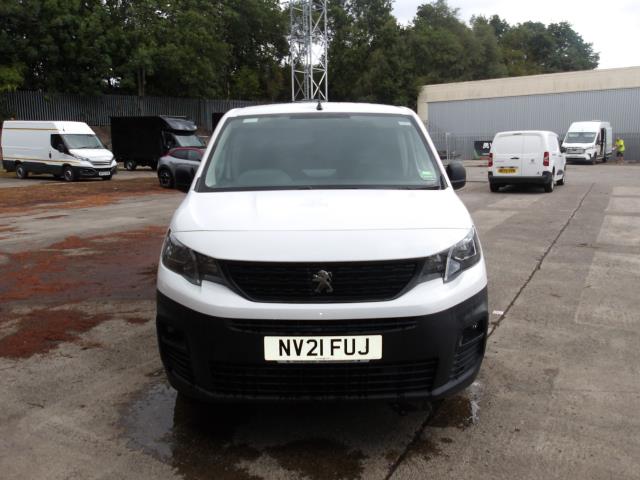 2021 Peugeot Partner 1000 1.5 Bluehdi 100 Professional Van (NV21FUJ) Image 2