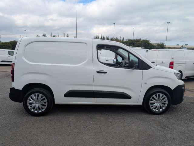 2021 Peugeot Partner 1000 1.5 Bluehdi 100 Professional Van (NV21FUP) Image 10