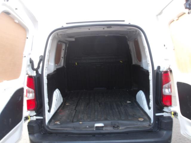 2021 Peugeot Partner 1000 1.5 Bluehdi 100 Professional Van *Limited 70mph* (NV21HDD) Image 18