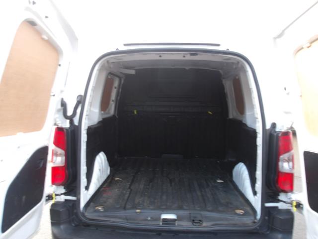 2021 Peugeot Partner 1000 1.5 Bluehdi 100 Professional Van *Limited 70mph* (NV21HDD) Image 19