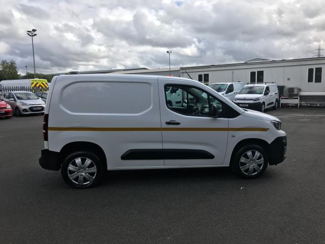 2021 Peugeot Partner 1000 1.5 Bluehdi 100 Professional Van (NV21HDJ) Image 12