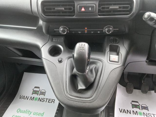 2021 Peugeot Partner 1000 1.5 Bluehdi 100 Professional Van (NV21HFF) Image 27