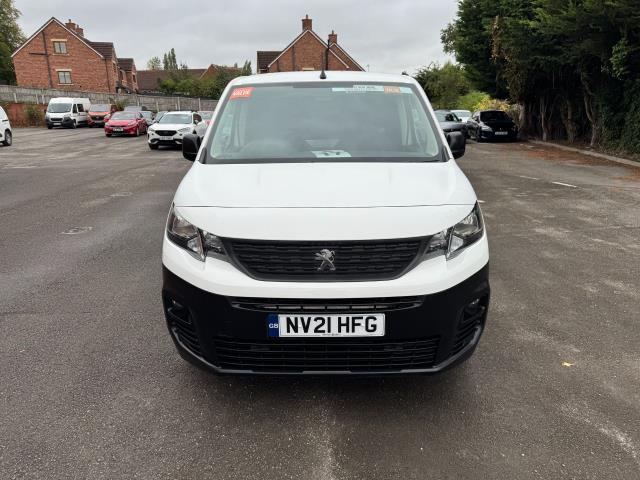 2021 Peugeot Partner 1000 1.5 Bluehdi 100 Professional Van (NV21HFG) Image 3