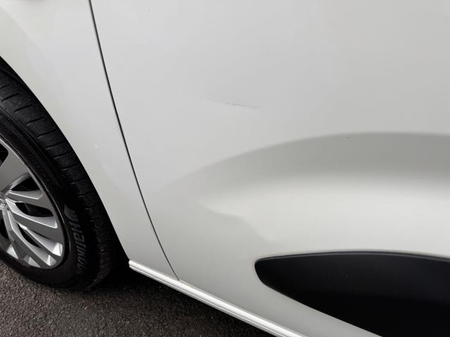 2021 Peugeot Partner 1000 1.5 Bluehdi 100 Professional Van (NV21HFG) Image 57