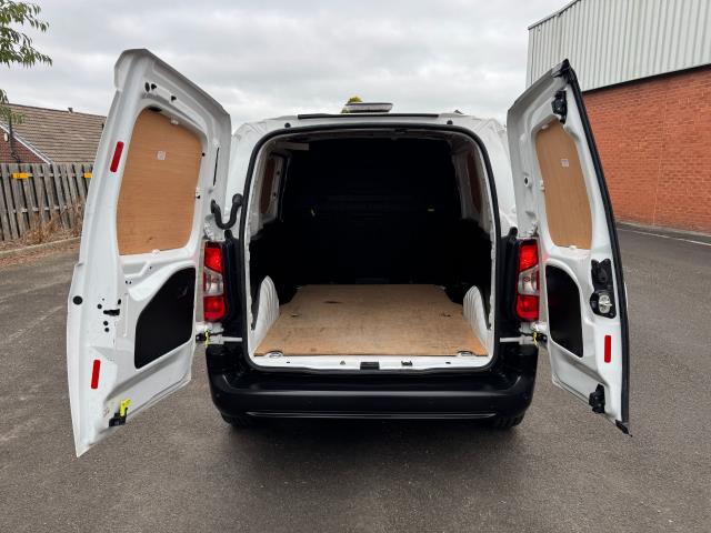 2021 Peugeot Partner 1000 1.5 Bluehdi 100 Professional Van (NV21HFG) Image 42