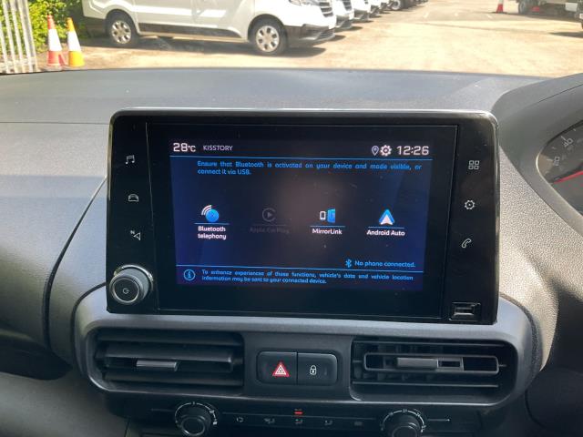 2021 Peugeot Partner 1000 1.5 Bluehdi 100 Professional Van (NV21HFH) Image 25