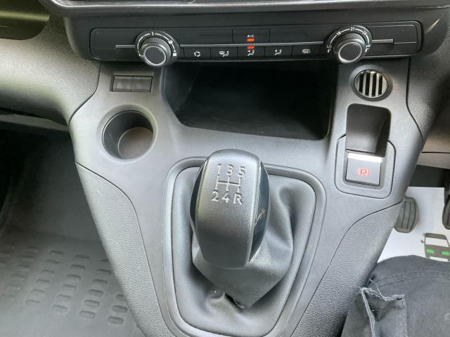 2021 Peugeot Partner 1000 1.5 Bluehdi 100 Professional Van (NV21HFH) Image 30