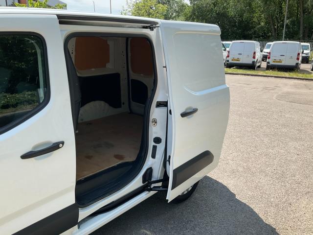 2021 Peugeot Partner 1000 1.5 Bluehdi 100 Professional Van (NV21HFH) Image 8