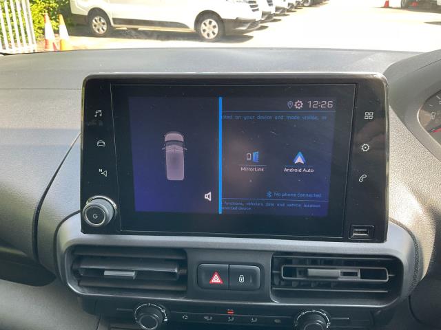 2021 Peugeot Partner 1000 1.5 Bluehdi 100 Professional Van (NV21HFH) Image 26