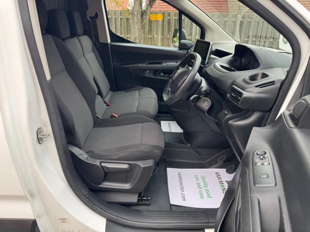 2021 Peugeot Partner 1000 1.5 Bluehdi 100 Professional Van (NV21HFM) Image 15