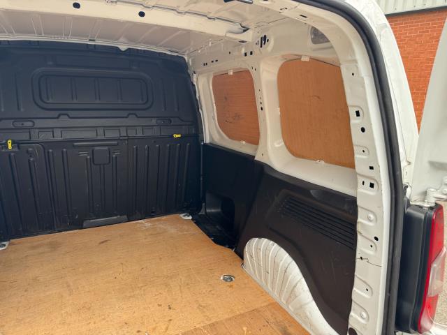 2021 Peugeot Partner 1000 1.5 Bluehdi 100 Professional Van (NV21HFM) Image 46