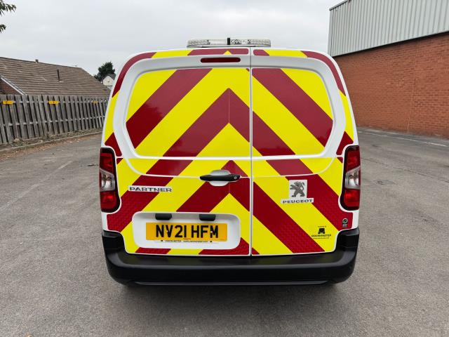 2021 Peugeot Partner 1000 1.5 Bluehdi 100 Professional Van (NV21HFM) Image 8