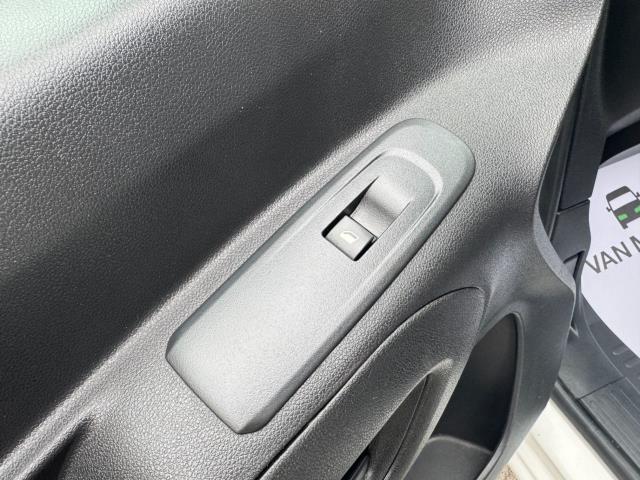 2021 Peugeot Partner 1000 1.5 Bluehdi 100 Professional Van (NV21HFM) Image 34