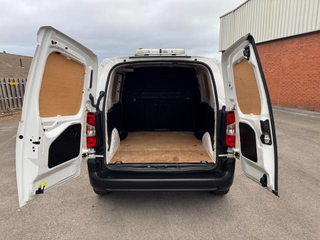 2021 Peugeot Partner 1000 1.5 Bluehdi 100 Professional Van (NV21HFM) Image 42