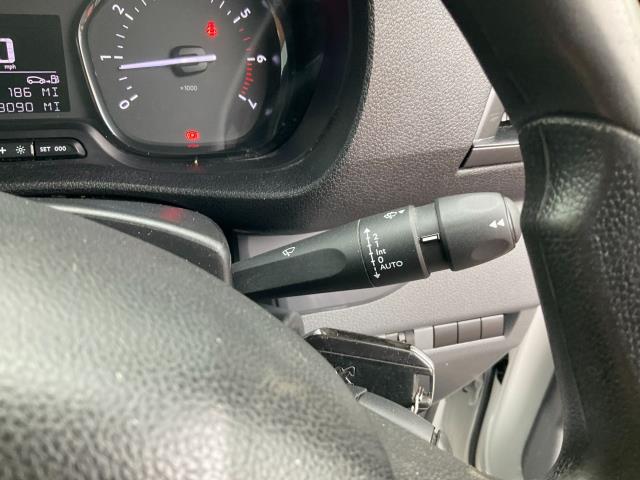 2021 Peugeot Expert 1000 1.5 Bluehdi 100 Professional Van (NV21HGD) Image 33